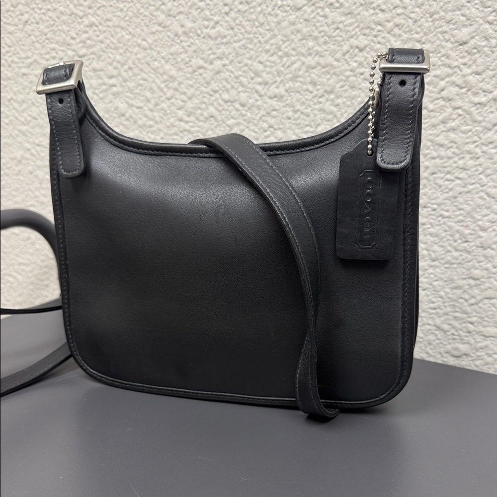 Vintage Y2K Coach Ergo Black Leather Crossbody Bag- 9142